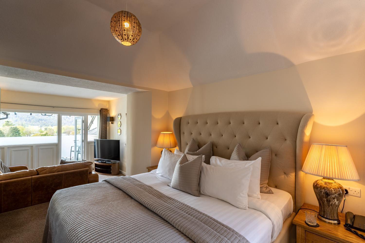 Lakes Hotel & Spa Bowness-on-Windermere Bilik gambar A bedroom at the hotel