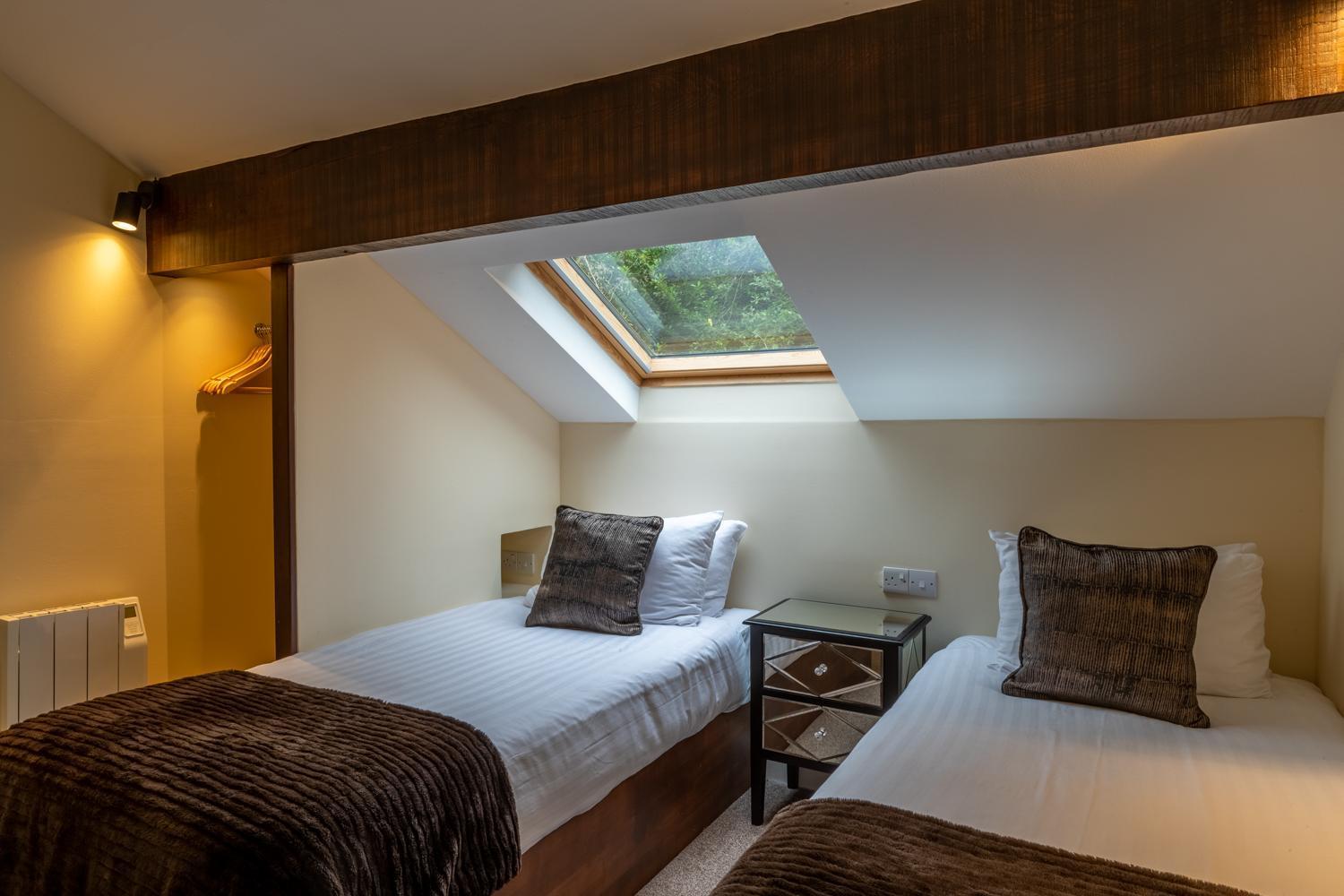 Lakes Hotel & Spa Bowness-on-Windermere Bilik gambar A room at the hotel