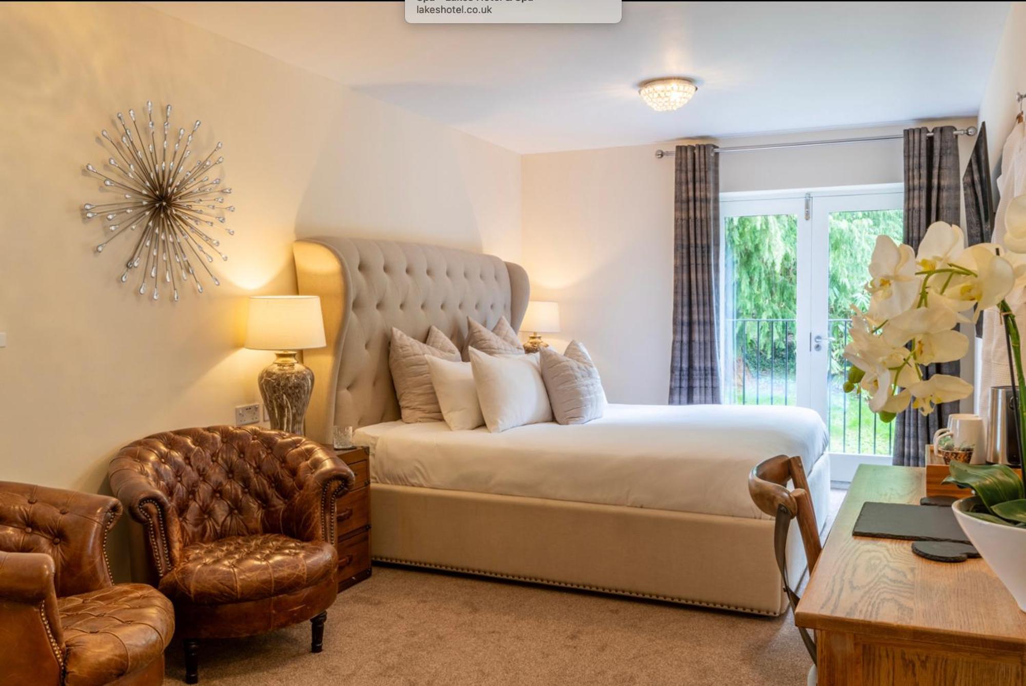 Lakes Hotel & Spa Bowness-on-Windermere Luaran gambar A bedroom at the hotel